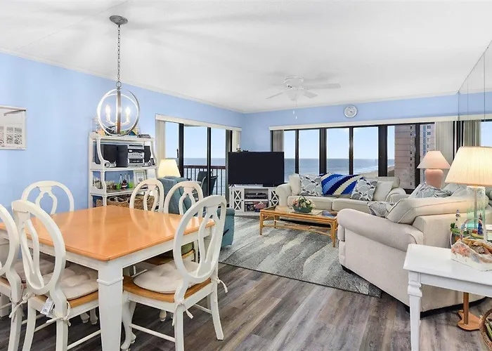 Holiday home Ocean Front 1 Bedroom Rainbow Condo, Steps To The Beach! Ocean City